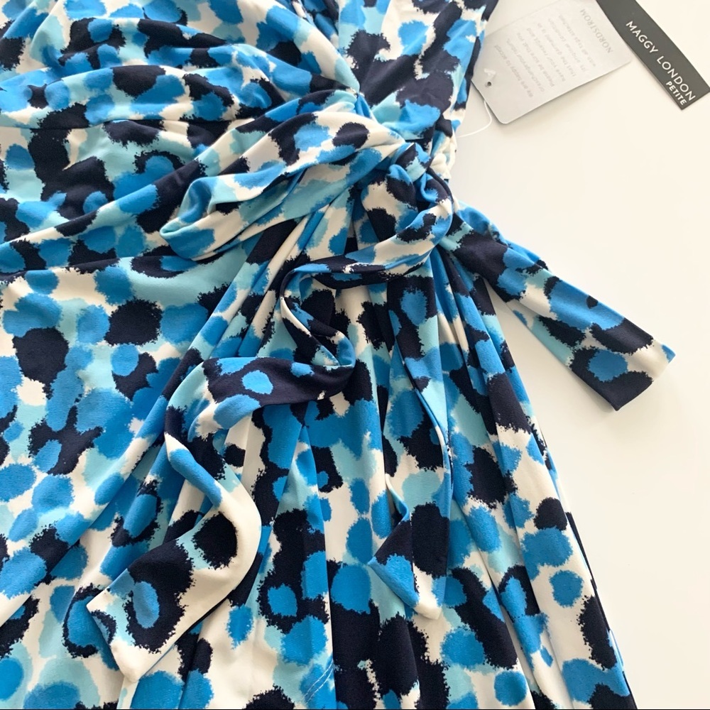 🌸New🌸 Maggy London Cap Sleeve Printed Jersey Wrap Dress Sz 14P NWT - Picture 6 of 10